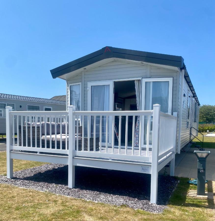 Hafan Y Mor Caravan - Pwllheli Hotel Chwilog Exterior photo